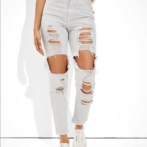 American Eagle ripped mom jeans